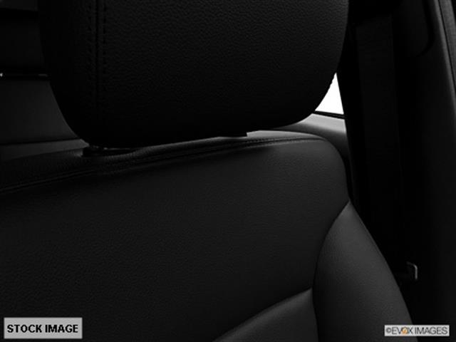 Mercedes-Benz R-Class 2011 photo 6