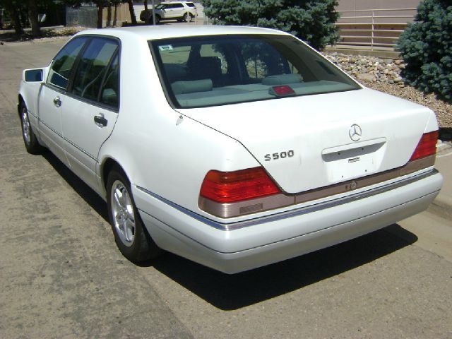 Mercedes-Benz S-Class 1995 photo 1