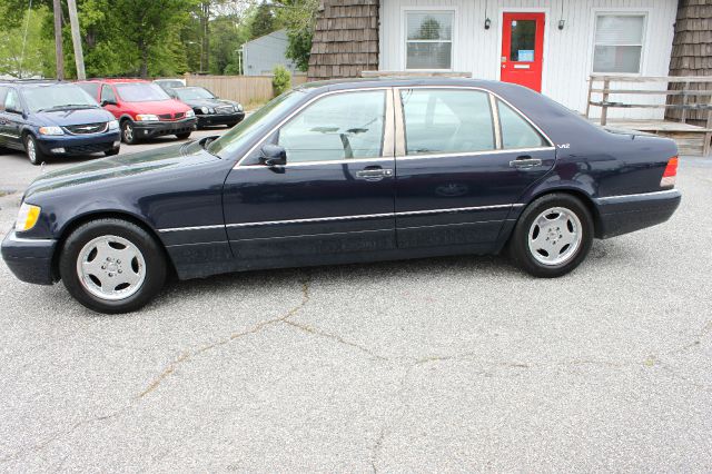 Mercedes-Benz S-Class 1995 photo 3