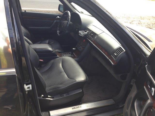 Mercedes-Benz S-Class 1995 photo 3
