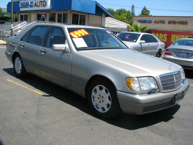 Mercedes-Benz S-Class 1996 photo 1