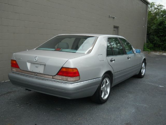 Mercedes-Benz S-Class 1996 photo 10
