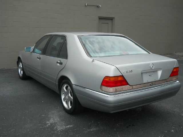 Mercedes-Benz S-Class 1996 photo 3