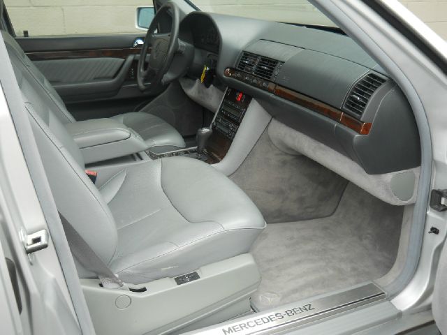 Mercedes-Benz S-Class 1996 photo 6