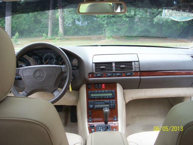 Mercedes-Benz S-Class 1997 photo 28