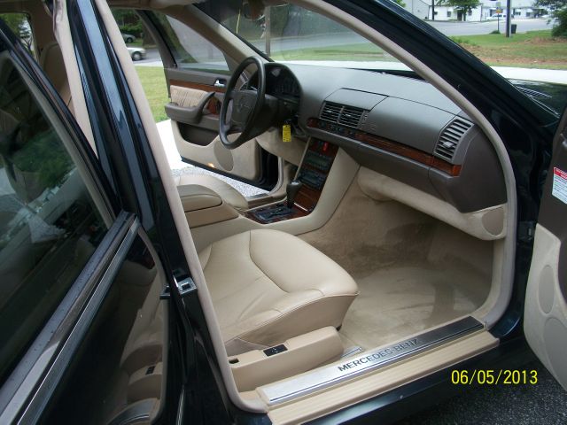 Mercedes-Benz S-Class 1997 photo 43