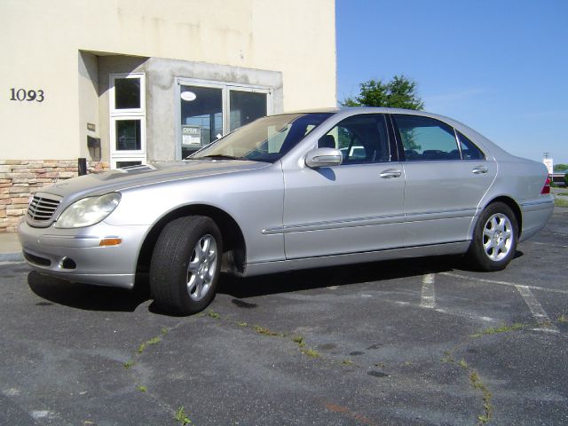 Mercedes-Benz S-Class Sahara Sedan