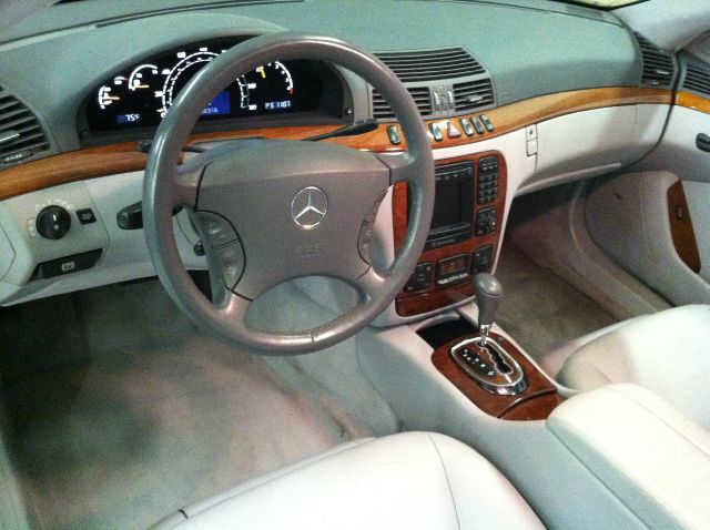 Mercedes-Benz S-Class 2001 photo 16