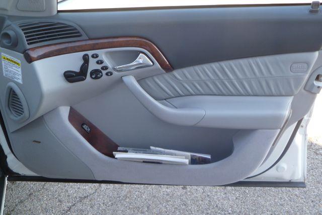 Mercedes-Benz S-Class 2001 photo 13