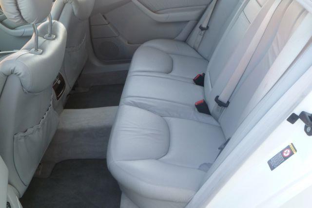 Mercedes-Benz S-Class 2001 photo 18