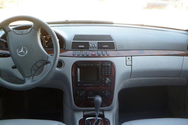 Mercedes-Benz S-Class 2001 photo 21