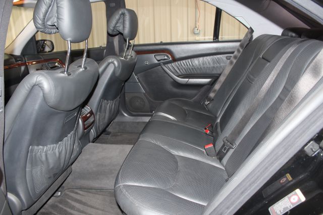 Mercedes-Benz S-Class 2001 photo 32