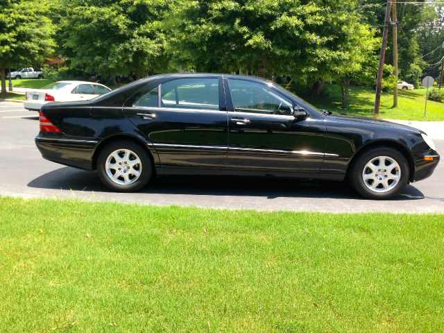 Mercedes-Benz S-Class 2001 photo 2