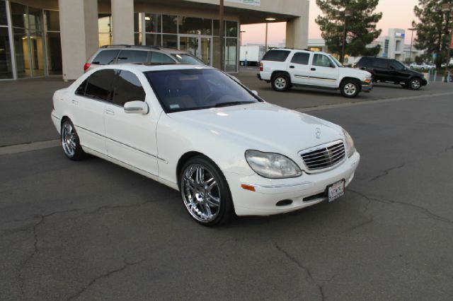 Mercedes-Benz S-Class 2002 photo 4