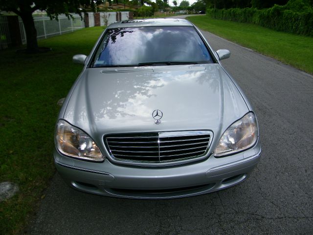 Mercedes-Benz S-Class 2002 photo 2