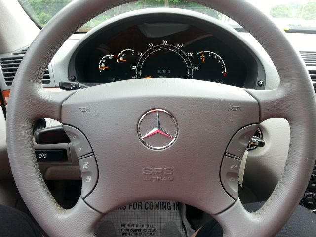 Mercedes-Benz S-Class 2005 photo 1