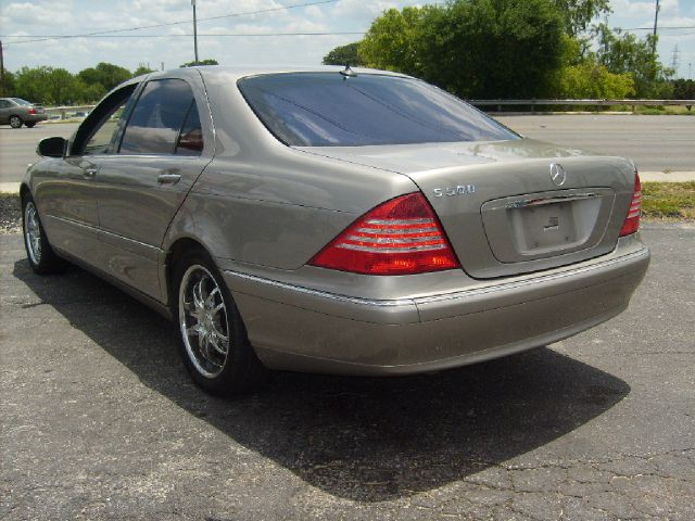 Mercedes-Benz S-Class 2005 photo 1