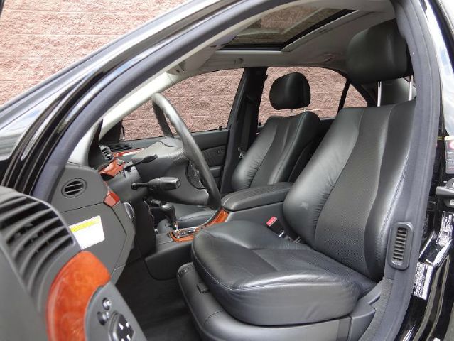 Mercedes-Benz S-Class 2005 photo 1