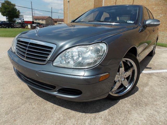 Mercedes-Benz S-Class 2005 photo 1