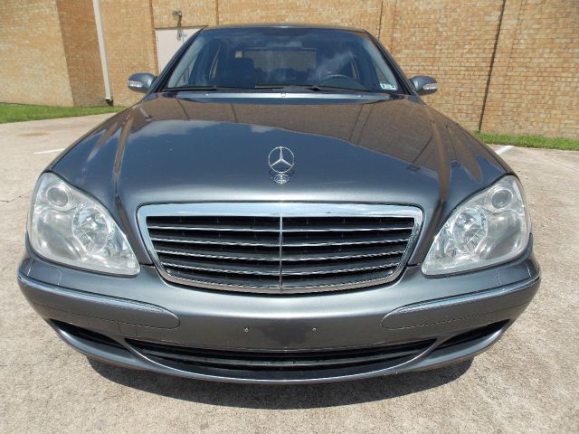 Mercedes-Benz S-Class 2005 photo 2