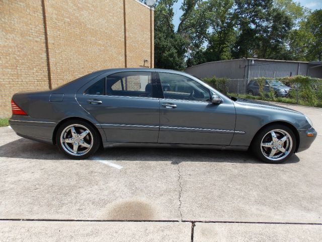 Mercedes-Benz S-Class 2005 photo 3
