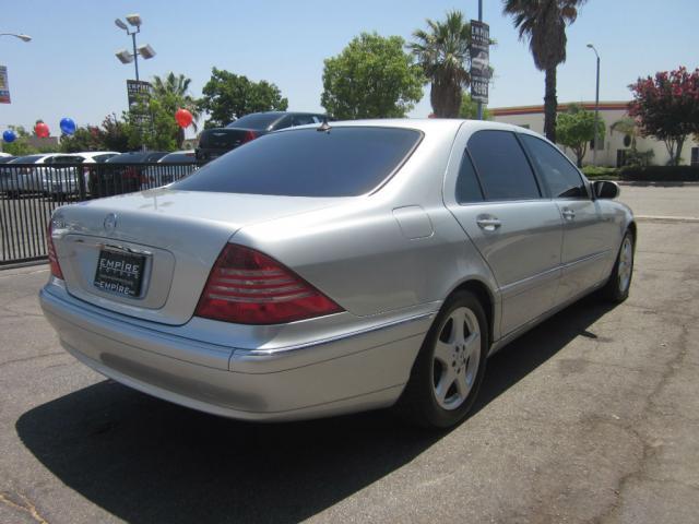 Mercedes-Benz S-Class 2005 photo 2