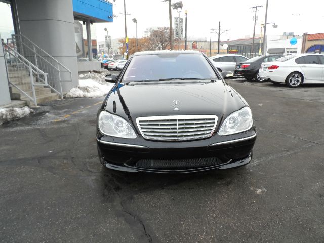 Mercedes-Benz S-Class 2006 photo 2