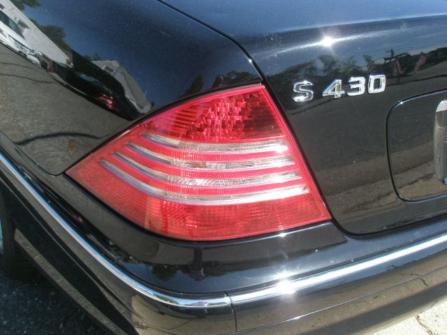 Mercedes-Benz S-Class 2006 photo 22