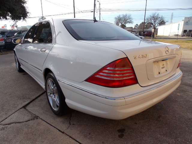 Mercedes-Benz S-Class 2006 photo 1