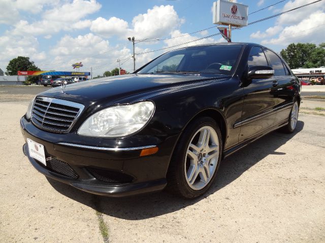 Mercedes-Benz S-Class 2006 photo 1