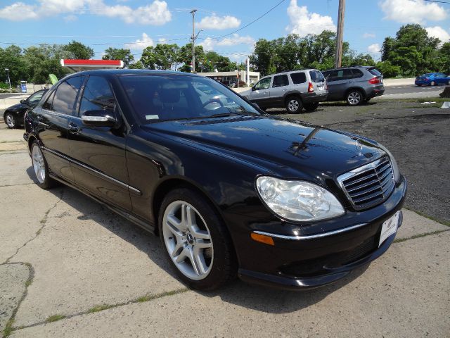 Mercedes-Benz S-Class 2006 photo 2