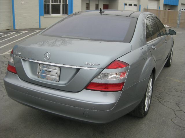 Mercedes-Benz S-Class 2007 photo 2