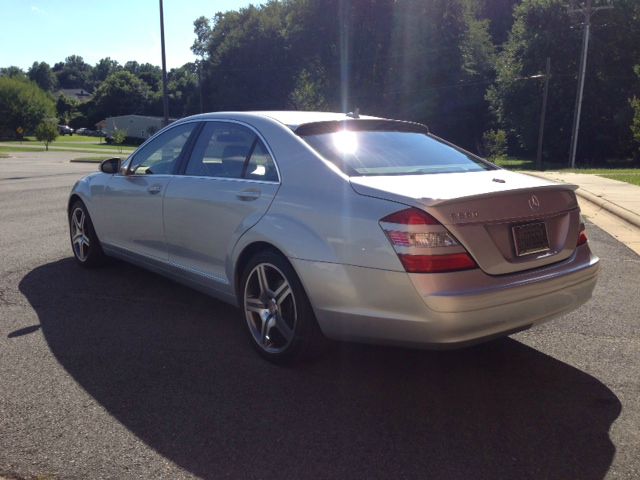Mercedes-Benz S-Class 2007 photo 4