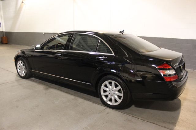 Mercedes-Benz S-Class 2007 photo 2