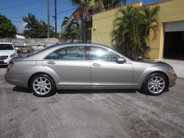 Mercedes-Benz S-Class 2007 photo 1