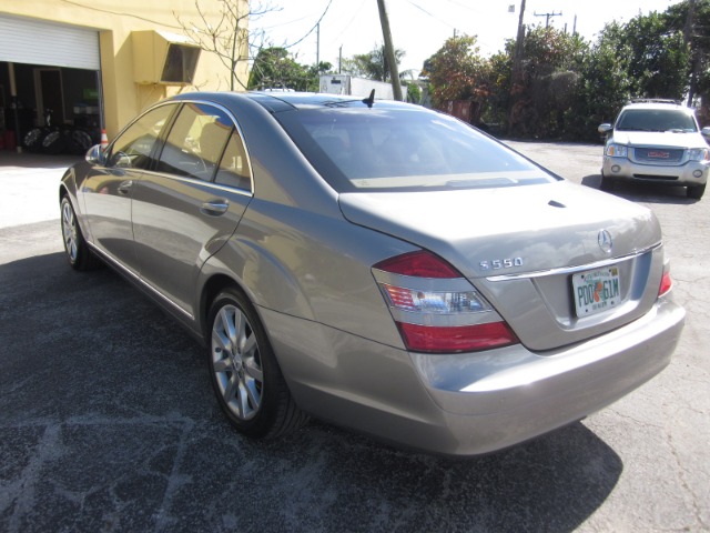 Mercedes-Benz S-Class 2007 photo 4