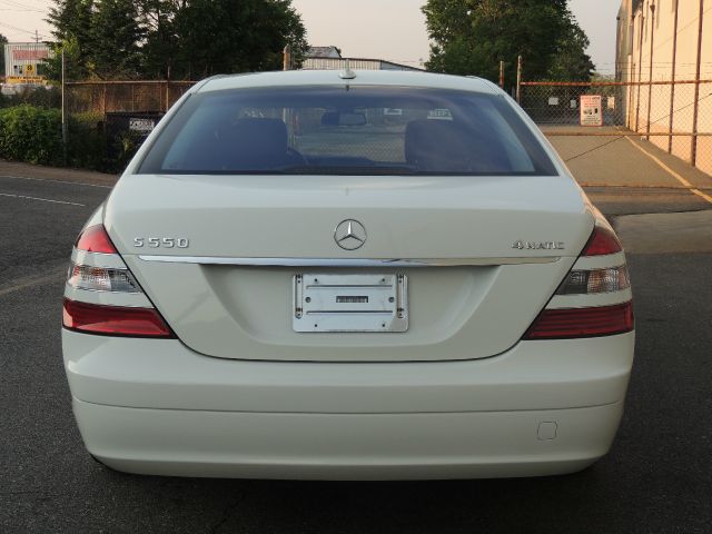Mercedes-Benz S-Class 2007 photo 12