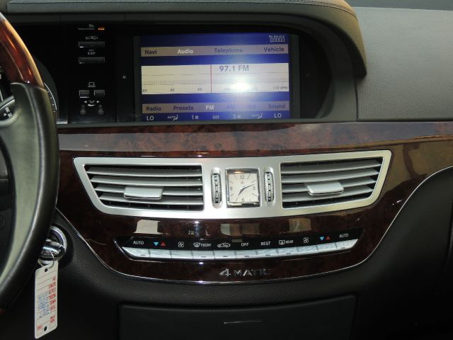 Mercedes-Benz S-Class 2007 photo 4