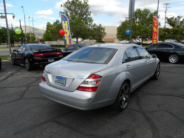 Mercedes-Benz S-Class 2008 photo 21