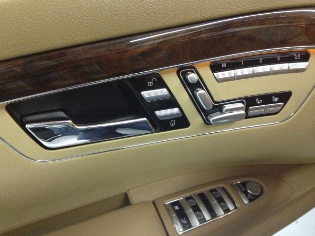 Mercedes-Benz S-Class 2008 photo 9