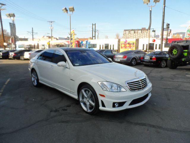 Mercedes-Benz S-Class 2009 photo 2