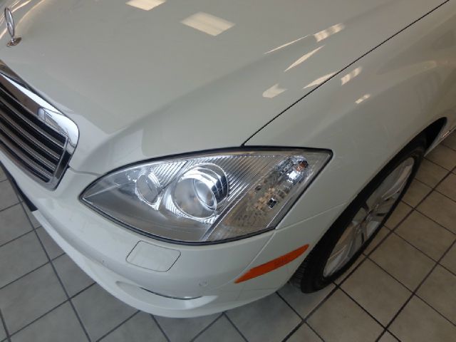 Mercedes-Benz S-Class 18900+375 Unspecified