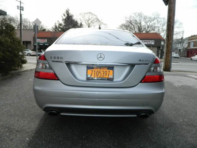 Mercedes-Benz S-Class 2009 photo 2