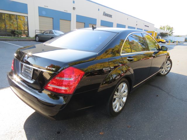 Mercedes-Benz S-Class 2009 photo 2