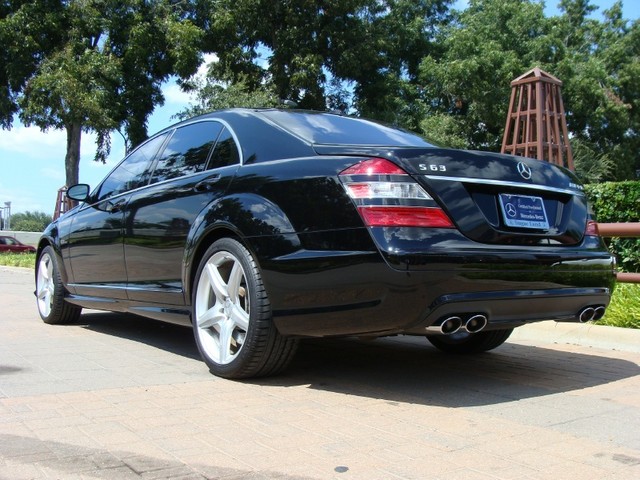 Mercedes-Benz S-Class 2009 photo 1