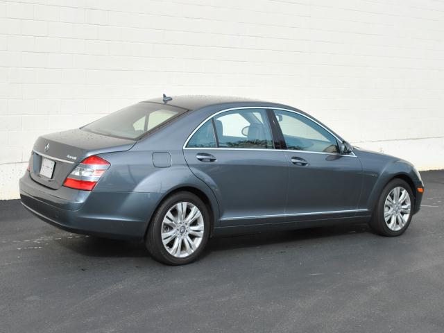 Mercedes-Benz S-Class 2009 photo 2