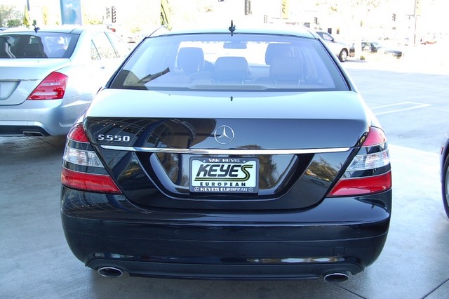 Mercedes-Benz S-Class 2009 photo 2