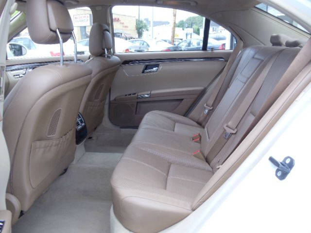 Mercedes-Benz S-Class 2009 photo 15