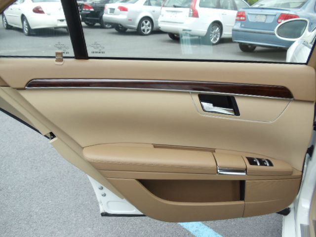 Mercedes-Benz S-Class 2009 photo 7