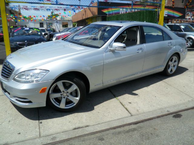 Mercedes-Benz S-Class 2010 photo 3